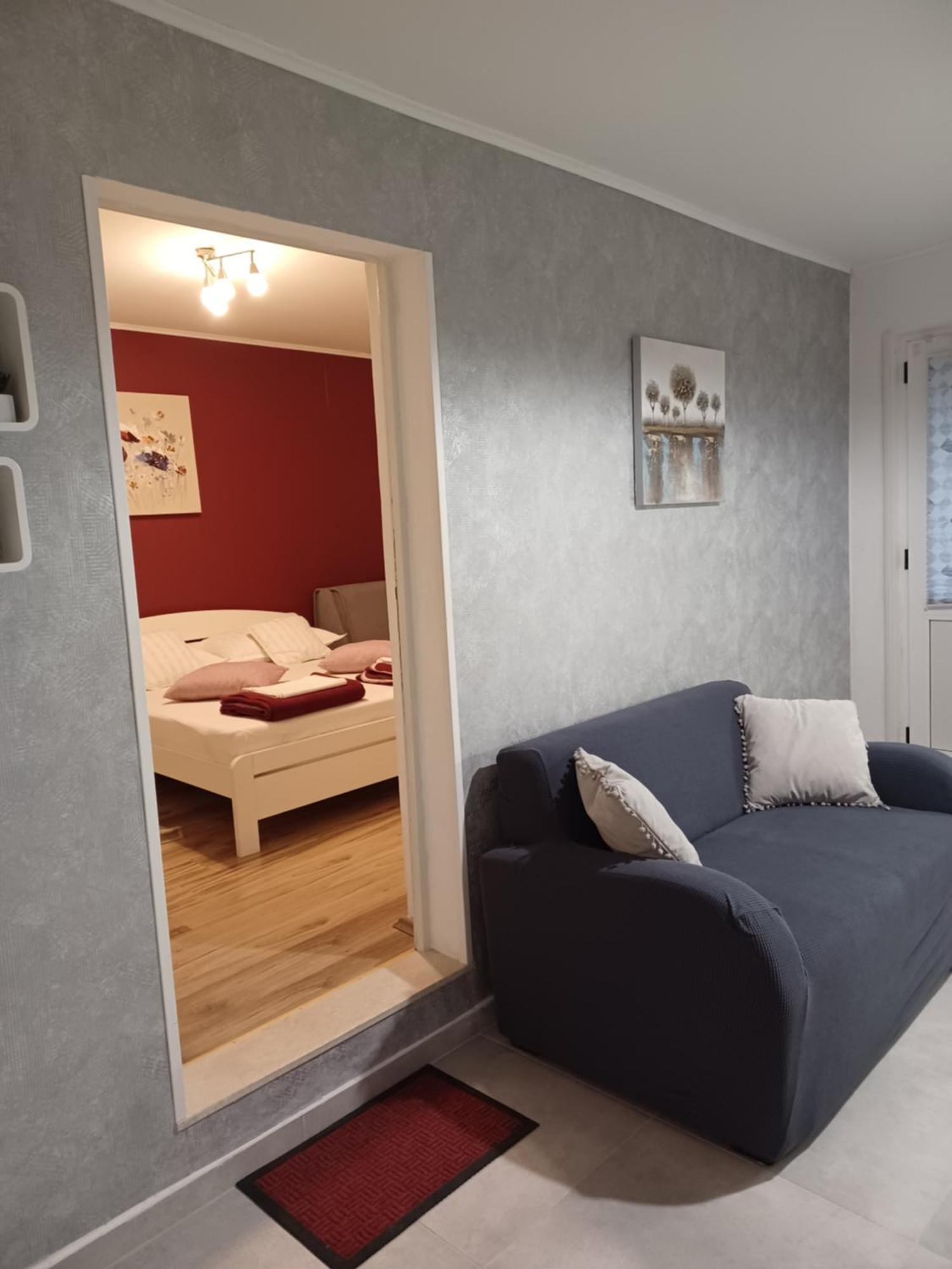 Apartment Mira
